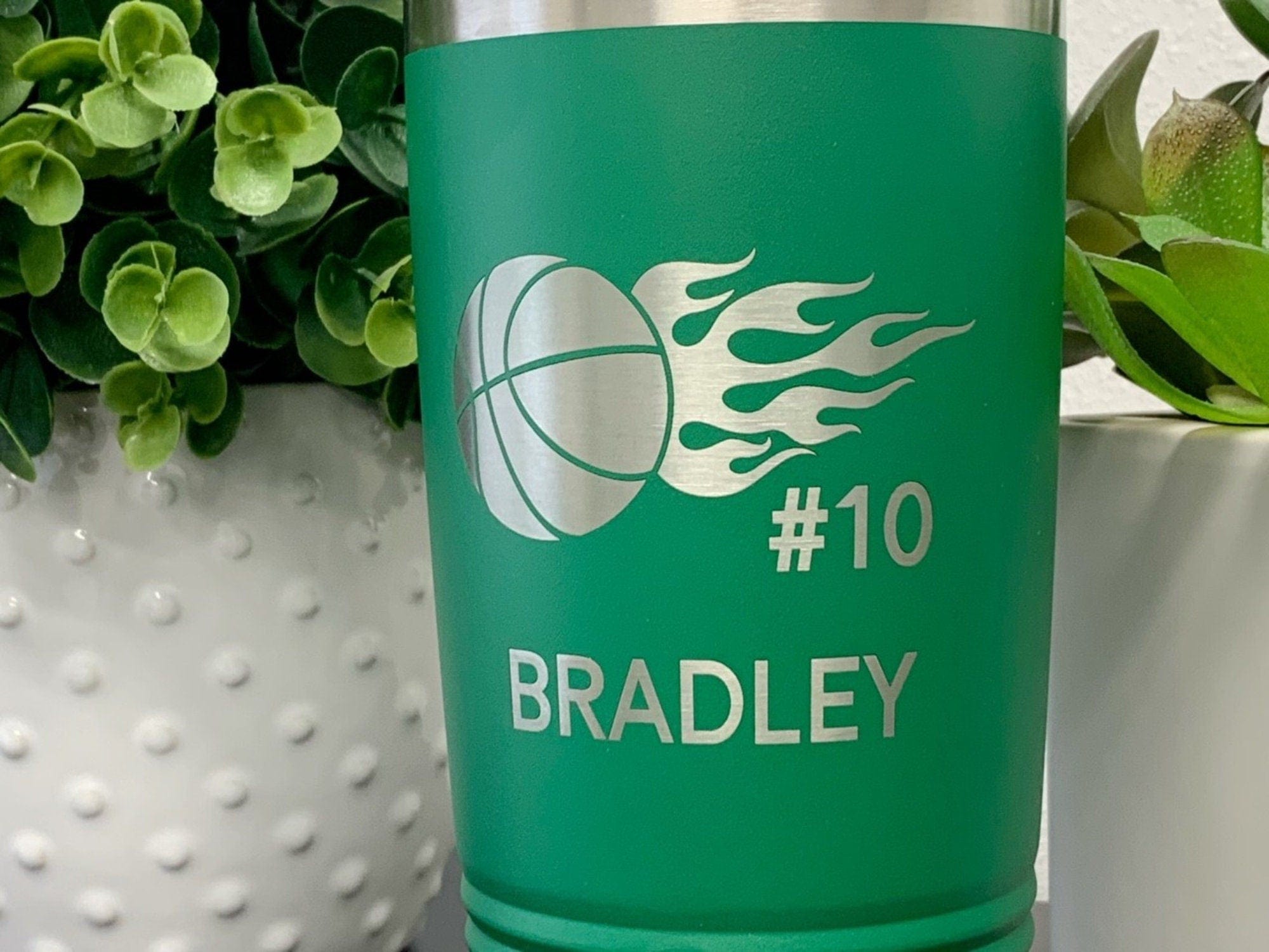 Run Wild Engraving 20 oz name and number Engraved Basketball Tumbler, Basketball Mom, Basketball Dad