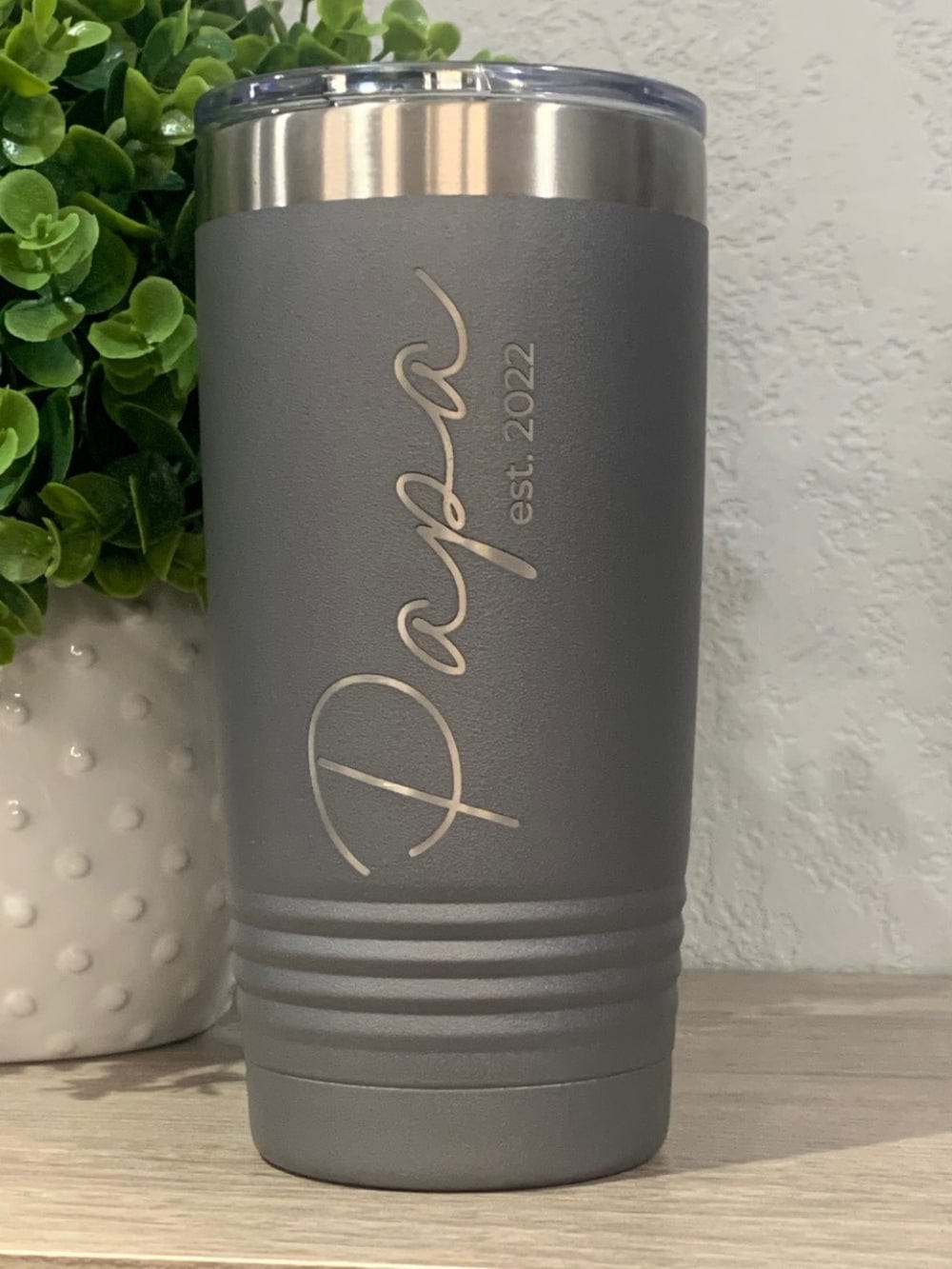 Papa 20 Oz Travel Mug Engraved With Year