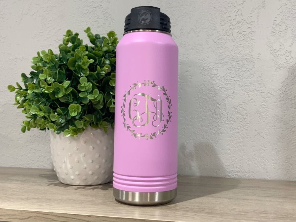 engraving 32 oz monogram Engraved Wreath Monogram 32oz Water Bottle With Straw