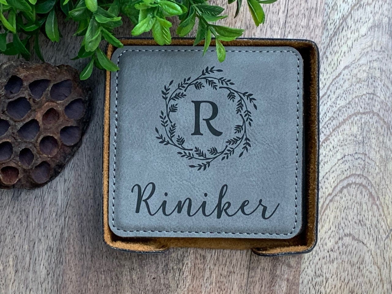 Engraved Coaster Set With Leaf Wreath Personalized With Name