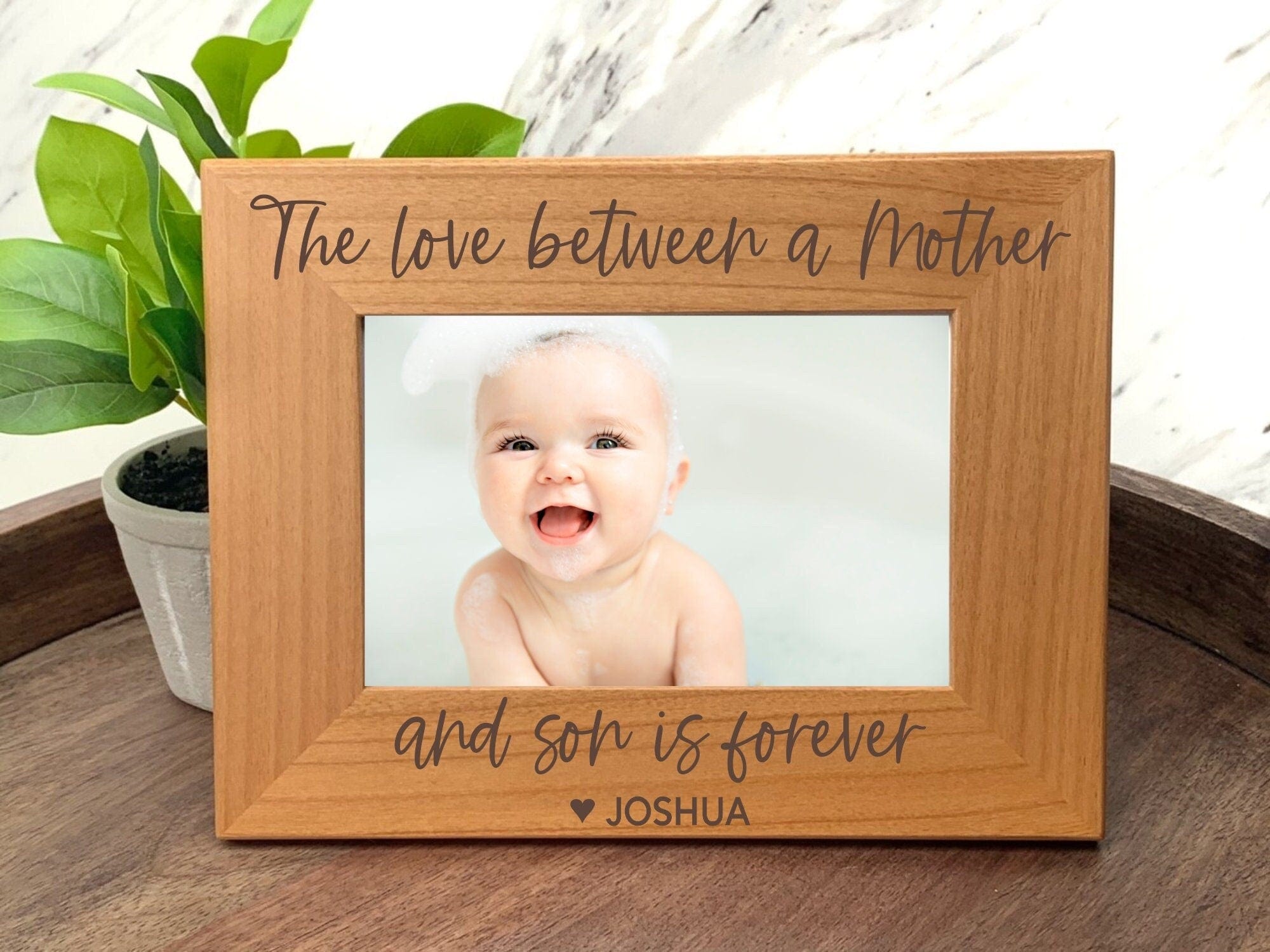 Run Wild Engraving PF 1 name The Love Between A Mother And Son Is Forever Picture Frame