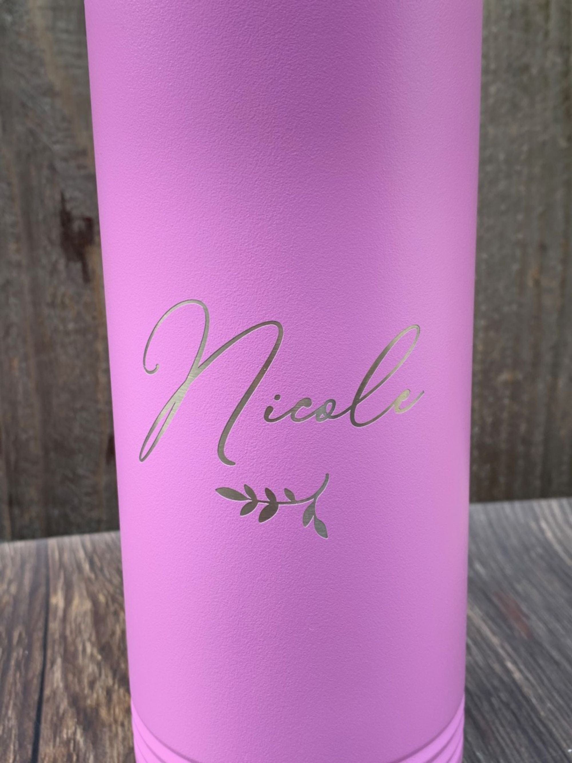 engraving 32 oz name 32oz Water Bottle Engraved With Leaf Design And Personalized
